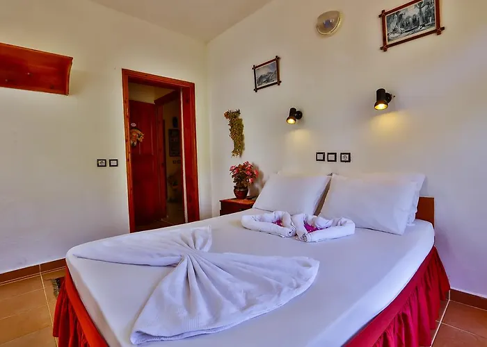 Konukevi Ani Pension Kaş